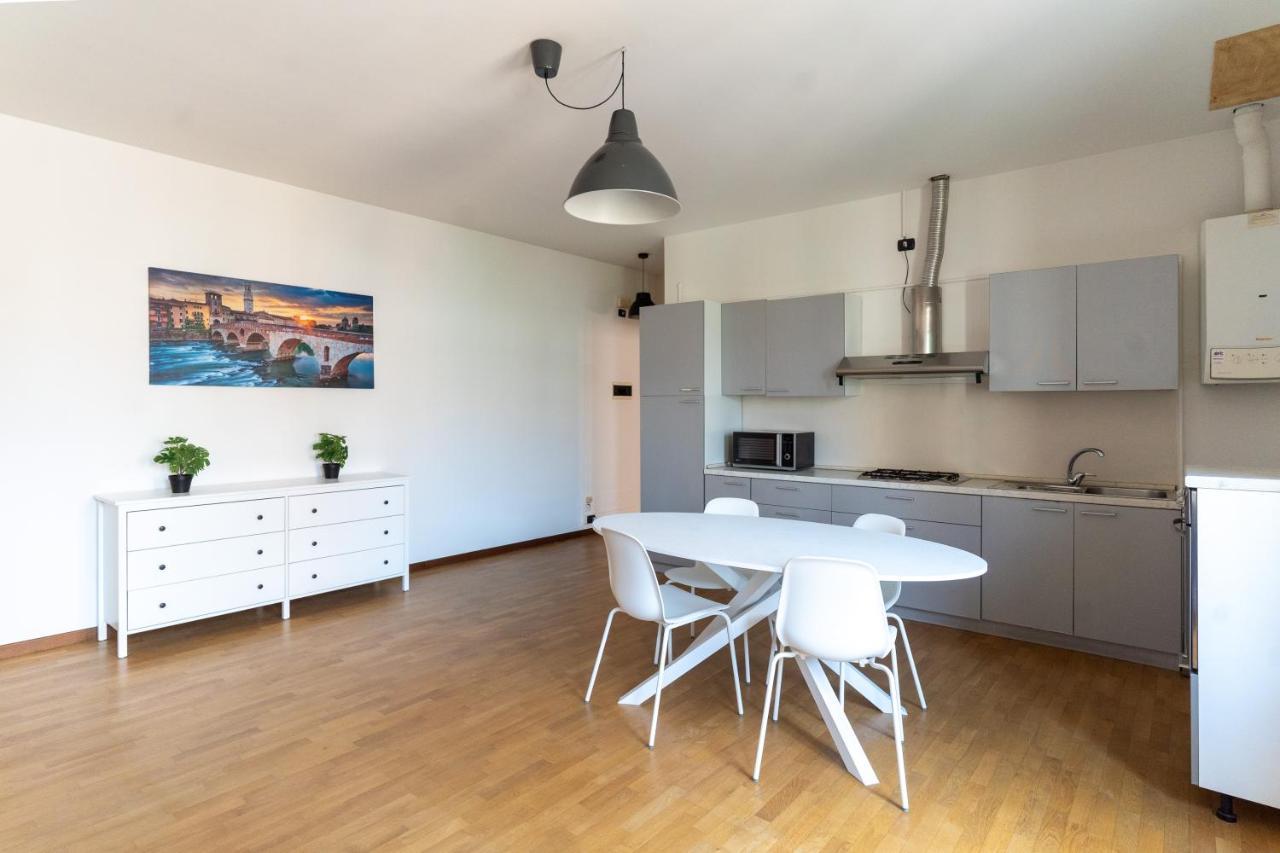 Residenza Al Corso Apartment Верона Екстериор снимка